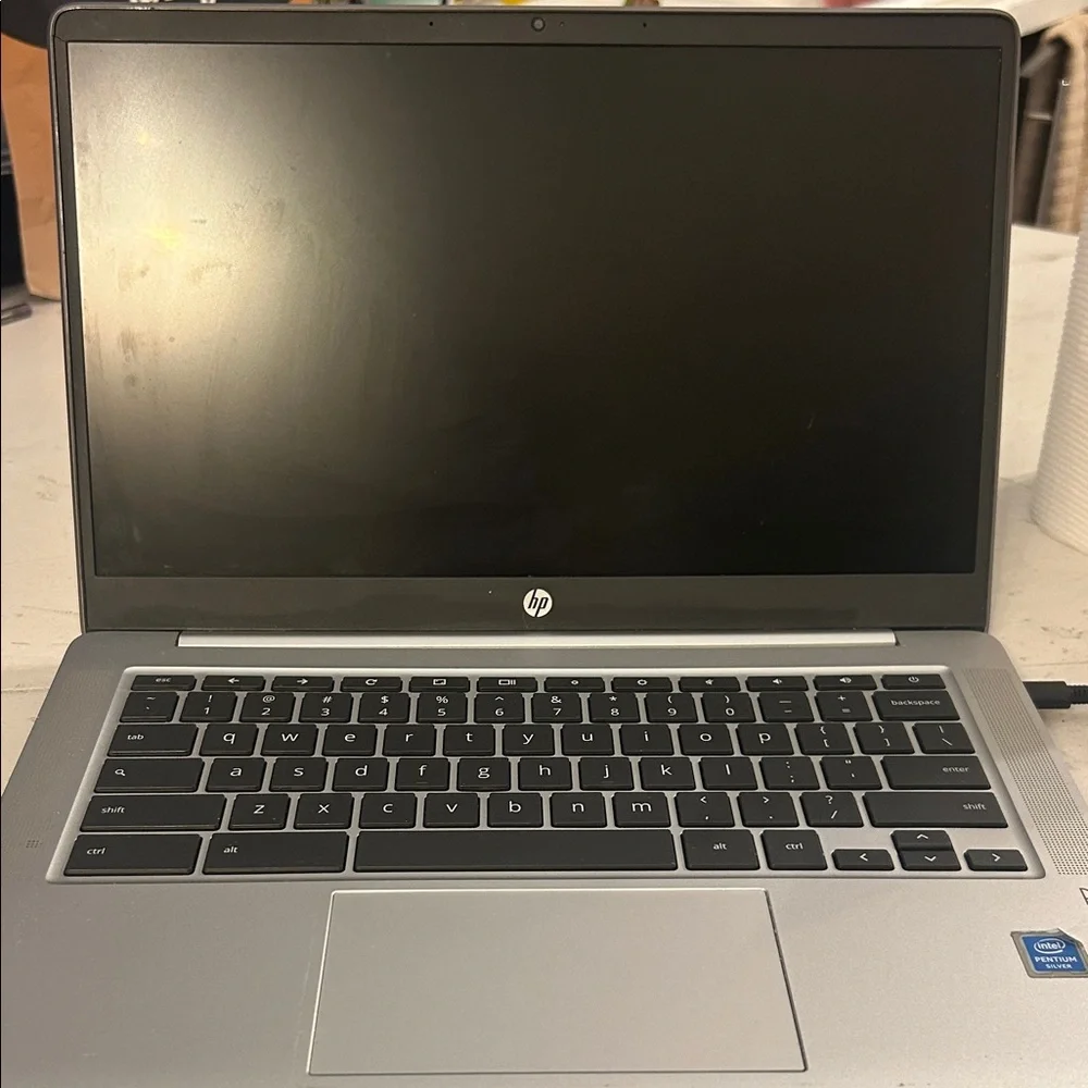 HP Chromebook - Gray
